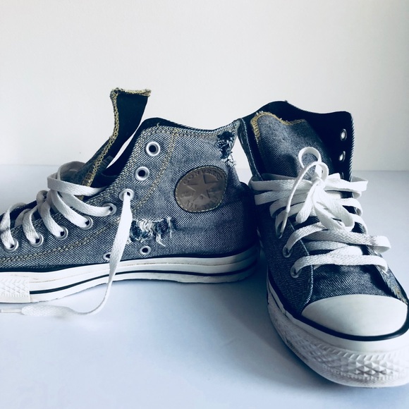 Converse Shoes - High Top Converse